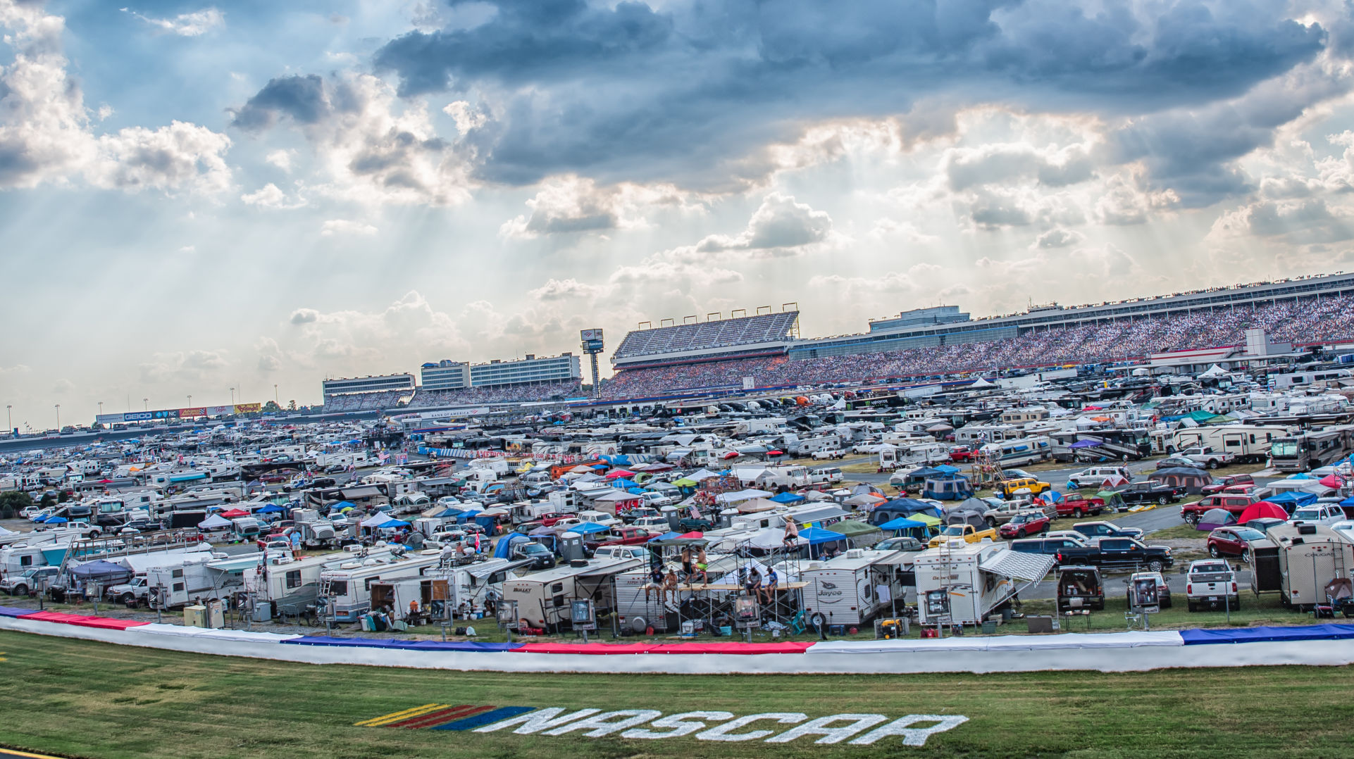 The Monster Energy Nascar Cup Series on Sunday September 29 ,2019